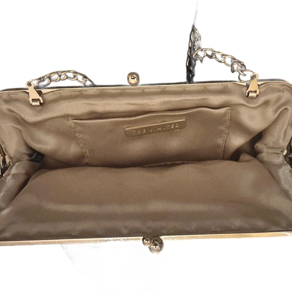 The Limited Clutch Sequin With Kiss Lock GOLD - Picture 2 of 4